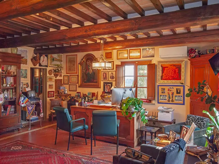 Immagine 15 di Villa in vendita  a Montopoli In Val D'arno