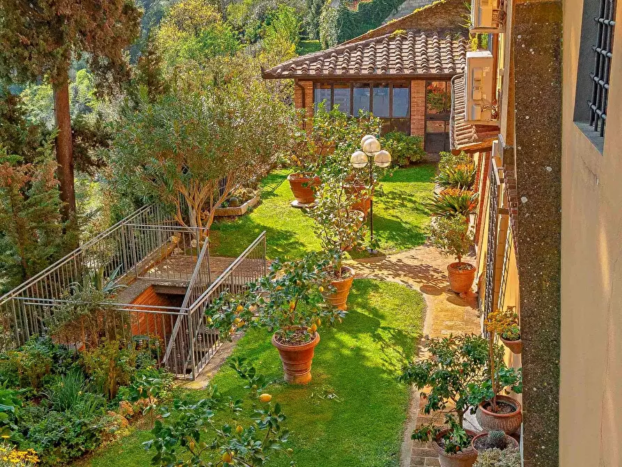 Immagine 14 di Villa in vendita  a Montopoli In Val D'arno