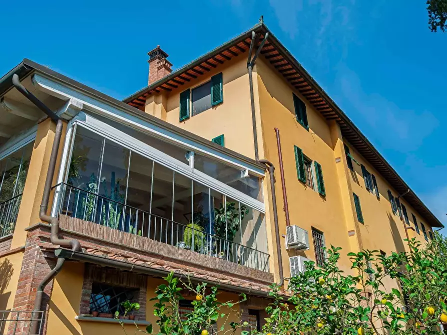 Immagine 2 di Villa in vendita  a Montopoli In Val D'arno