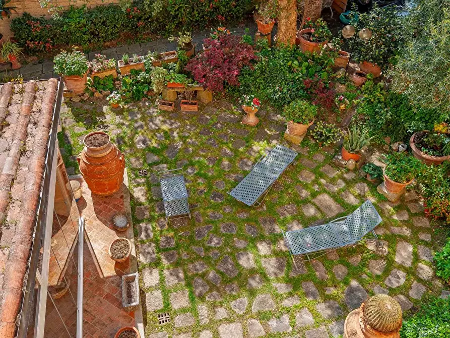 Immagine 37 di Villa in vendita  a Montopoli In Val D'arno