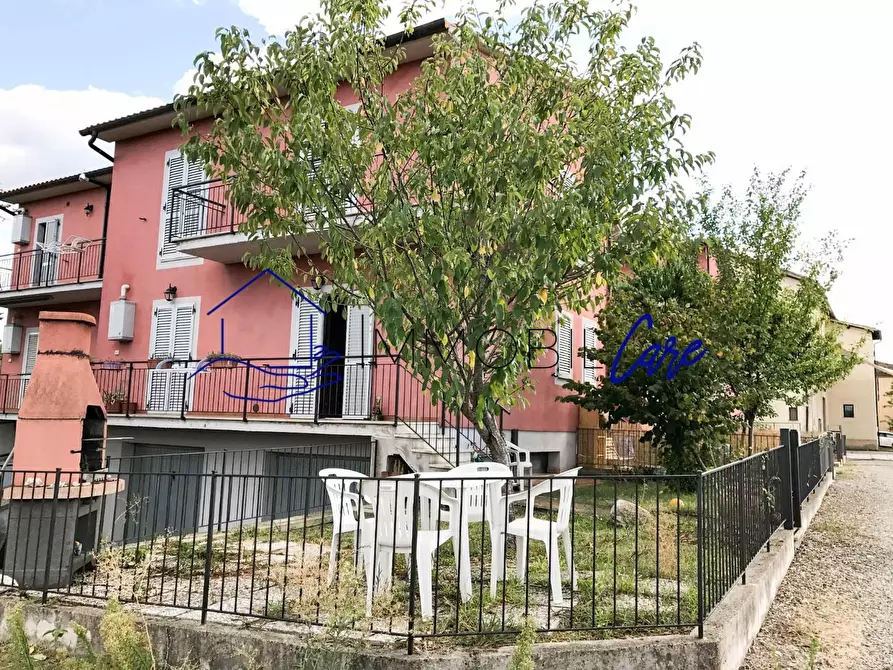 Immagine 2 di Terratetto in affitto  a Montalcino