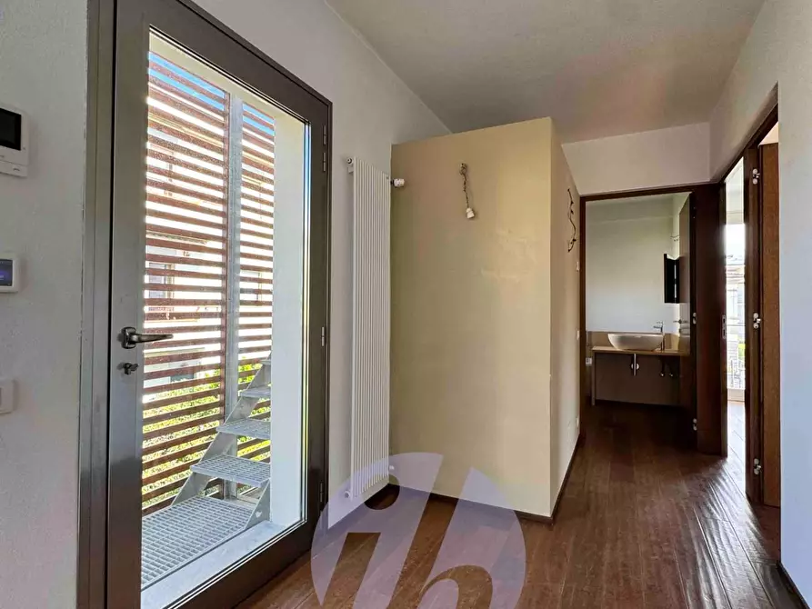 Immagine 43 di Villa in vendita  a Camaiore