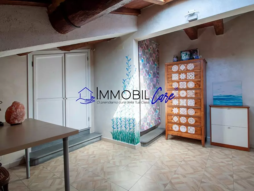 Immagine 17 di Appartamento in vendita  a Collesalvetti