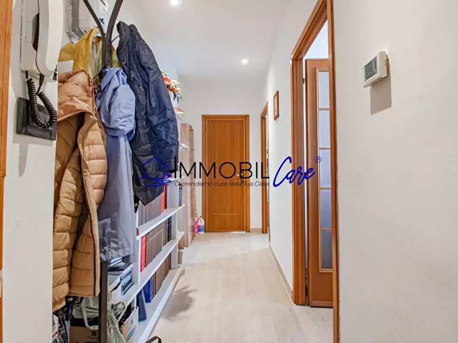 Immagine 17 di Appartamento in vendita  a Livorno