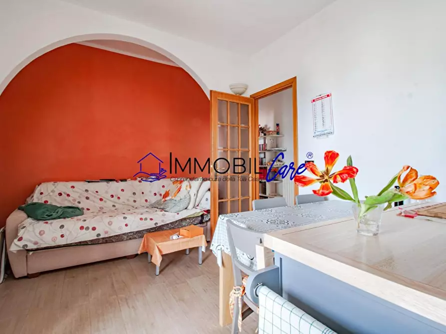 Immagine 4 di Appartamento in vendita  a Livorno