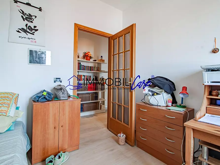 Immagine 21 di Appartamento in vendita  a Livorno