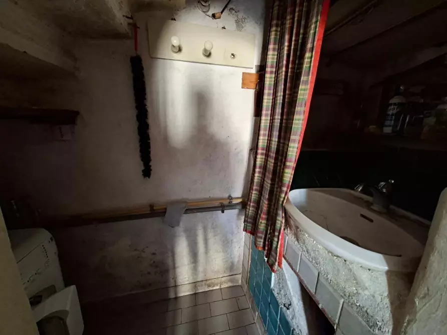 Immagine 3 di Appartamento in vendita  a Vicopisano