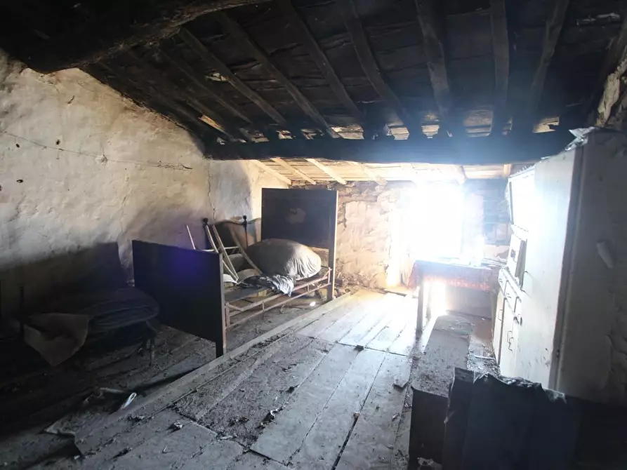 Immagine 14 di Appartamento in vendita  a La Spezia