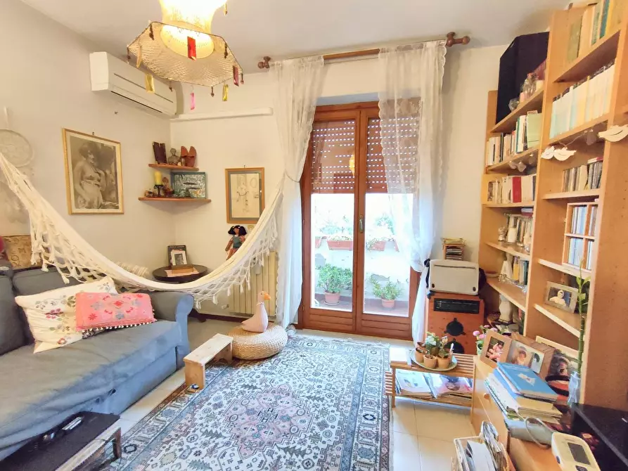 Immagine 4 di Appartamento in vendita  a Cascina