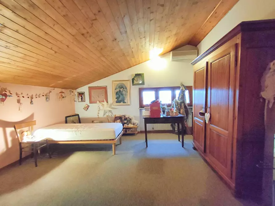 Immagine 20 di Appartamento in vendita  a Cascina