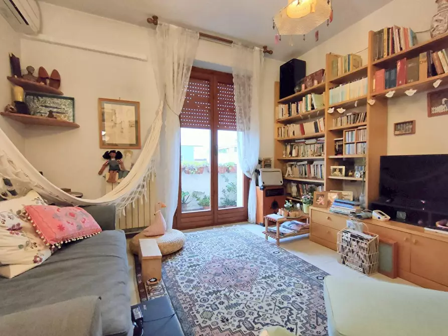 Immagine 1 di Appartamento in vendita  a Cascina