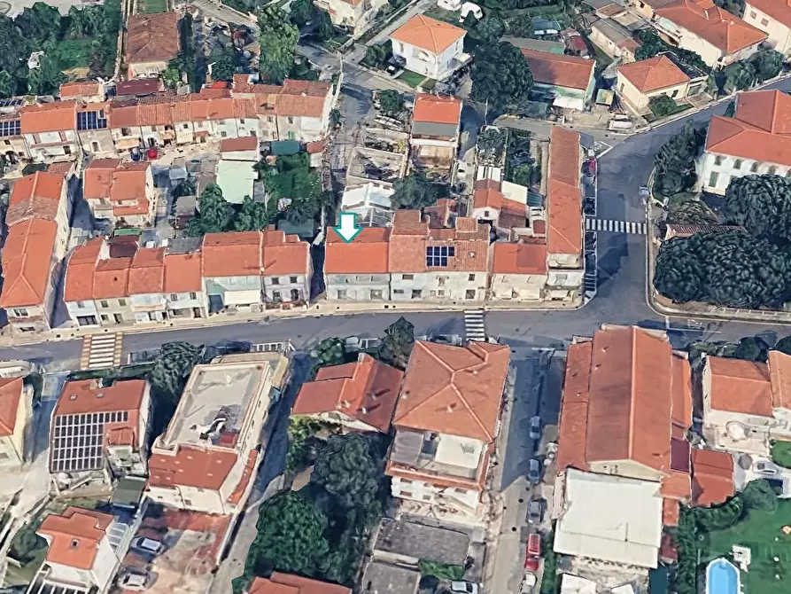 Immagine 2 di Appartamento in vendita  a San Giuliano Terme