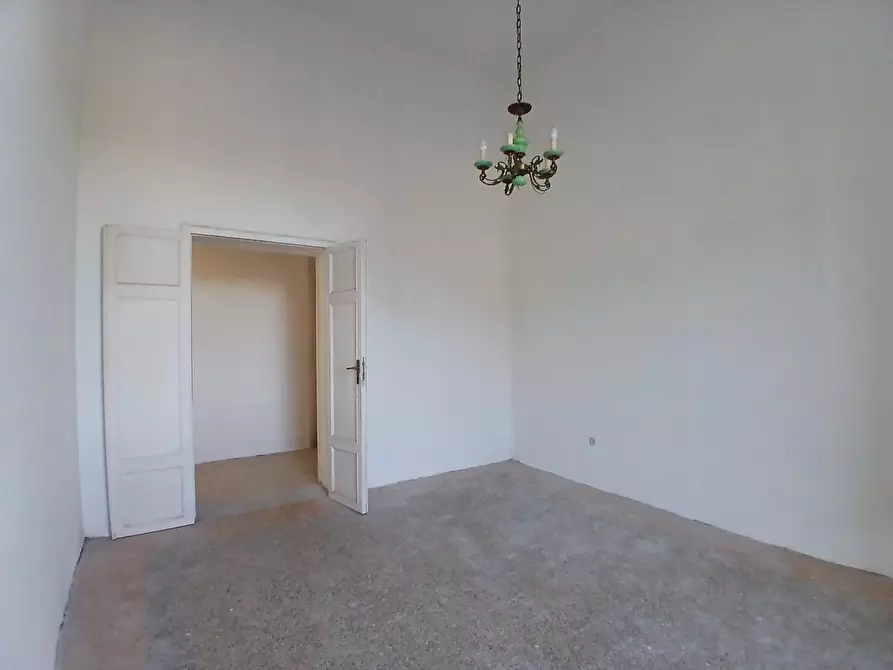 Immagine 18 di Appartamento in vendita  a Livorno