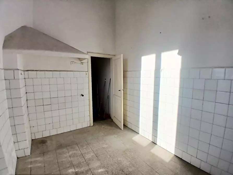 Immagine 11 di Appartamento in vendita  a Livorno