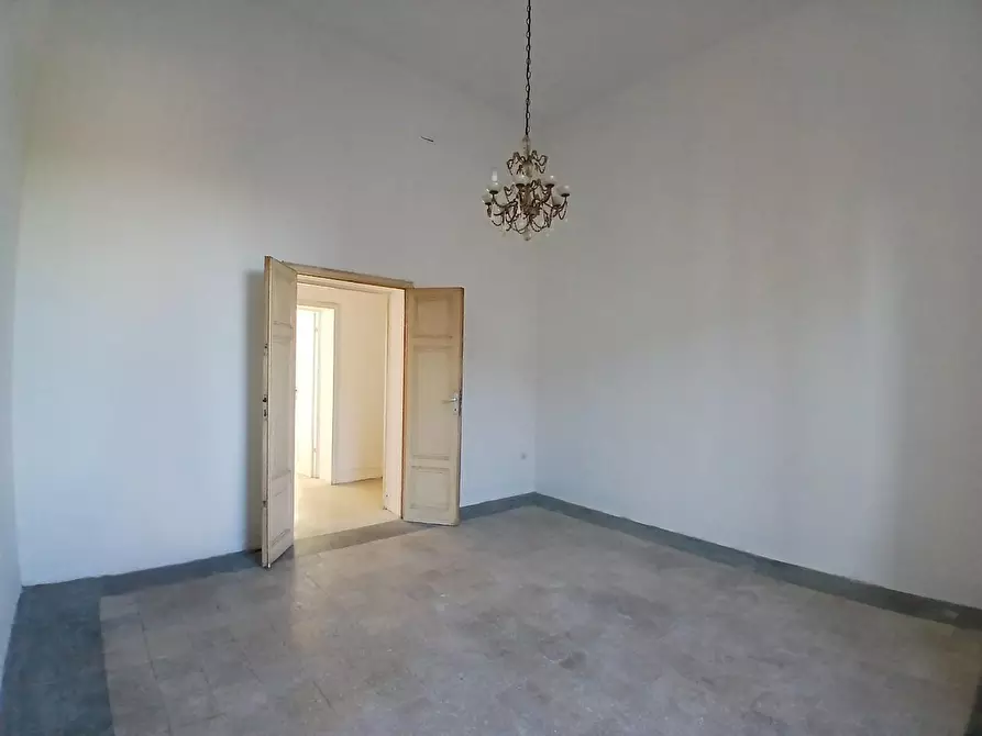 Immagine 5 di Appartamento in vendita  a Livorno