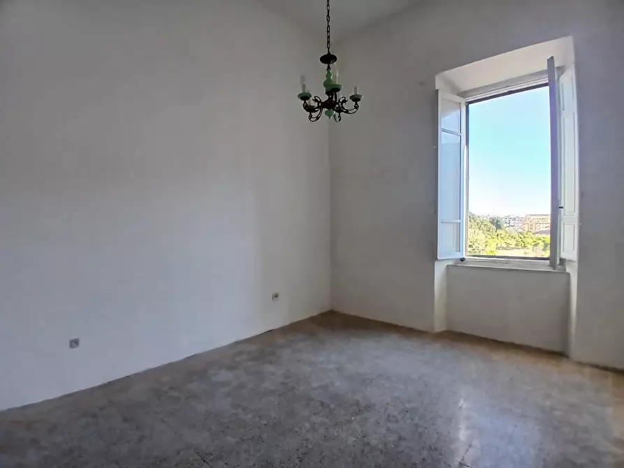 Immagine 19 di Appartamento in vendita  a Livorno