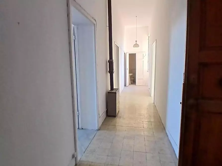 Immagine 13 di Appartamento in vendita  a Livorno