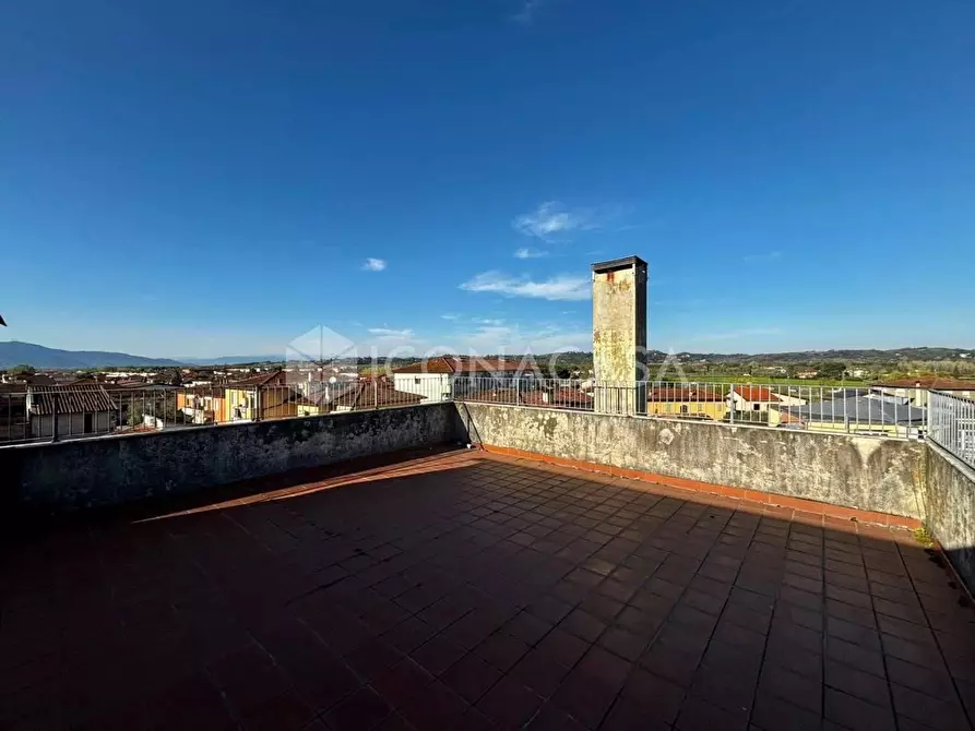 Immagine 18 di Mansarda in affitto  a Capannoli