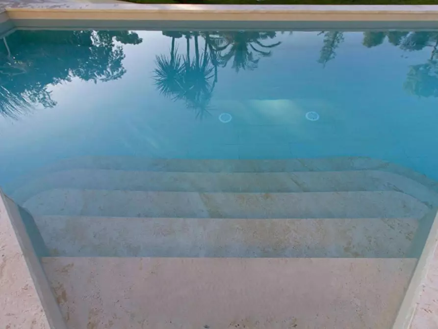 Immagine 8 di Villa in affitto  a Pietrasanta