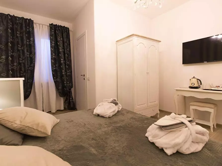 Immagine 44 di Villa in affitto  a Pietrasanta