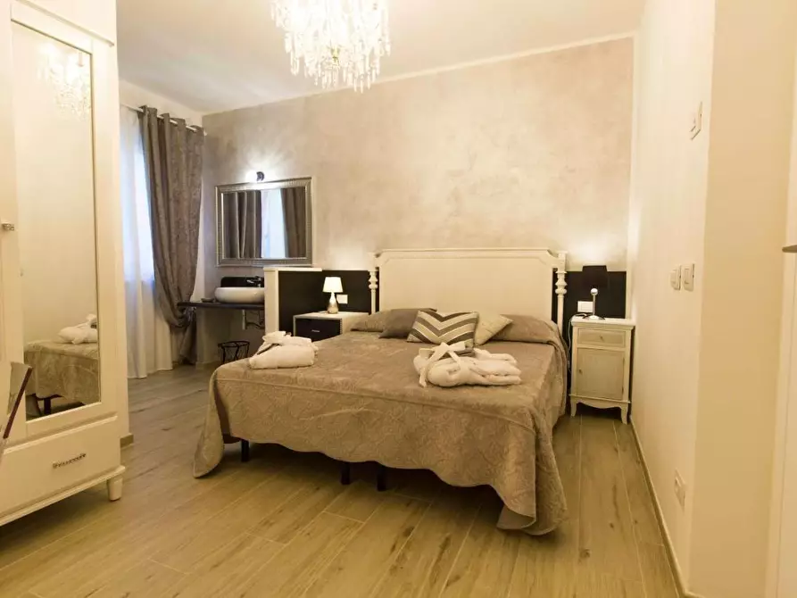 Immagine 40 di Villa in affitto  a Pietrasanta