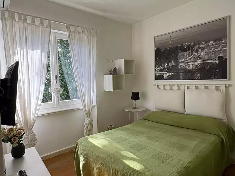 Immagine 47 di Villa in affitto  a Pietrasanta