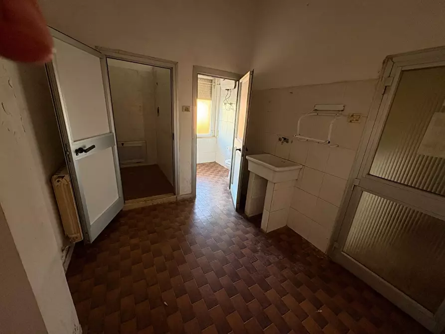 Immagine 9 di Capannone industriale in vendita  a Monteriggioni