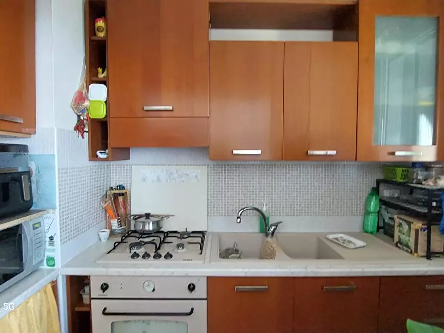 Immagine 5 di Appartamento in vendita  a Livorno