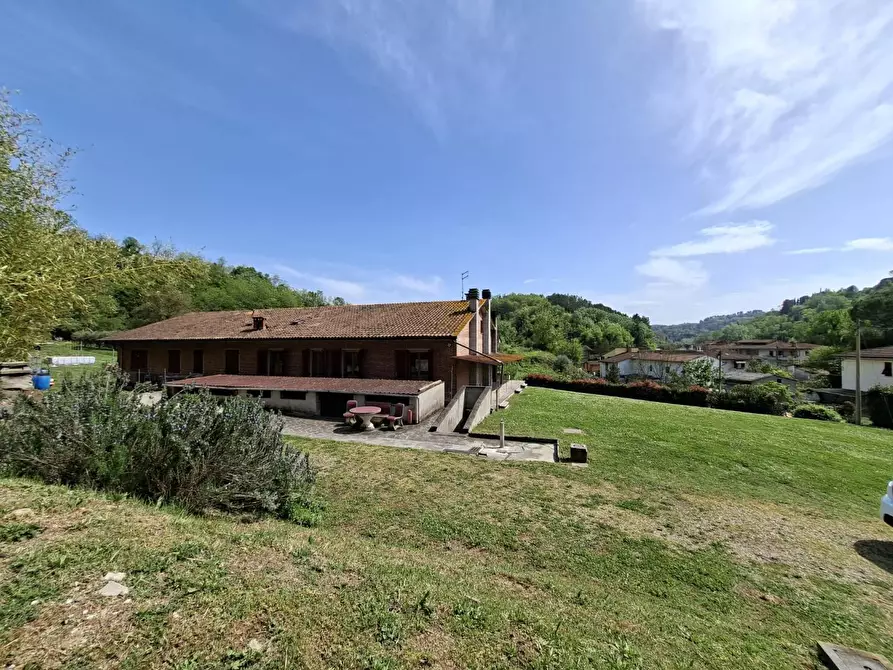 Immagine 1 di Casa bifamiliare in vendita  a Montopoli In Val D'arno