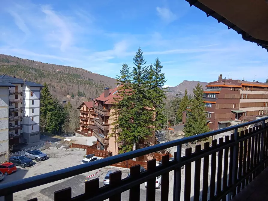 Immagine 1 di Appartamento in vendita  a Abetone Cutigliano