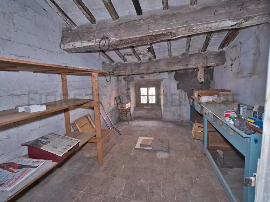 Immagine 22 di Appartamento in vendita  a Pomarance