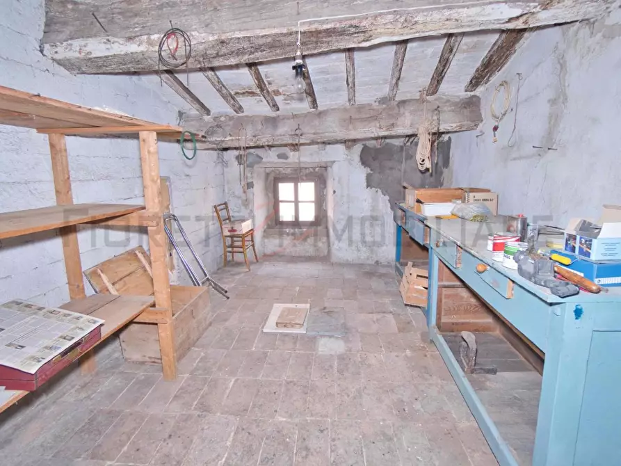 Immagine 25 di Appartamento in vendita  a Pomarance