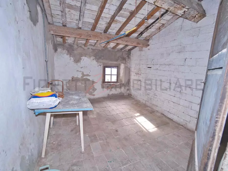 Immagine 21 di Appartamento in vendita  a Pomarance