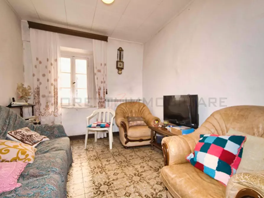 Immagine 9 di Appartamento in vendita  a Pomarance