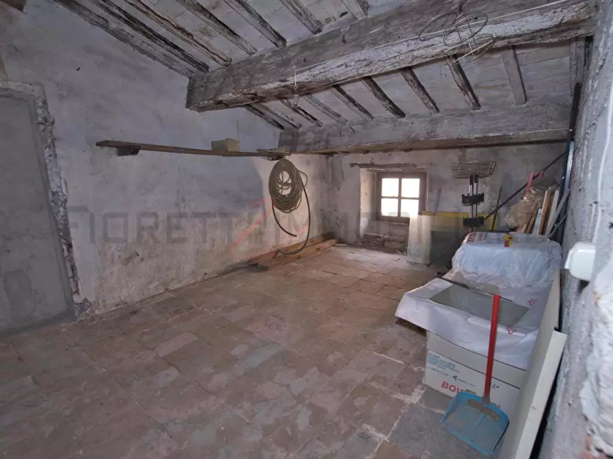 Immagine 23 di Appartamento in vendita  a Pomarance