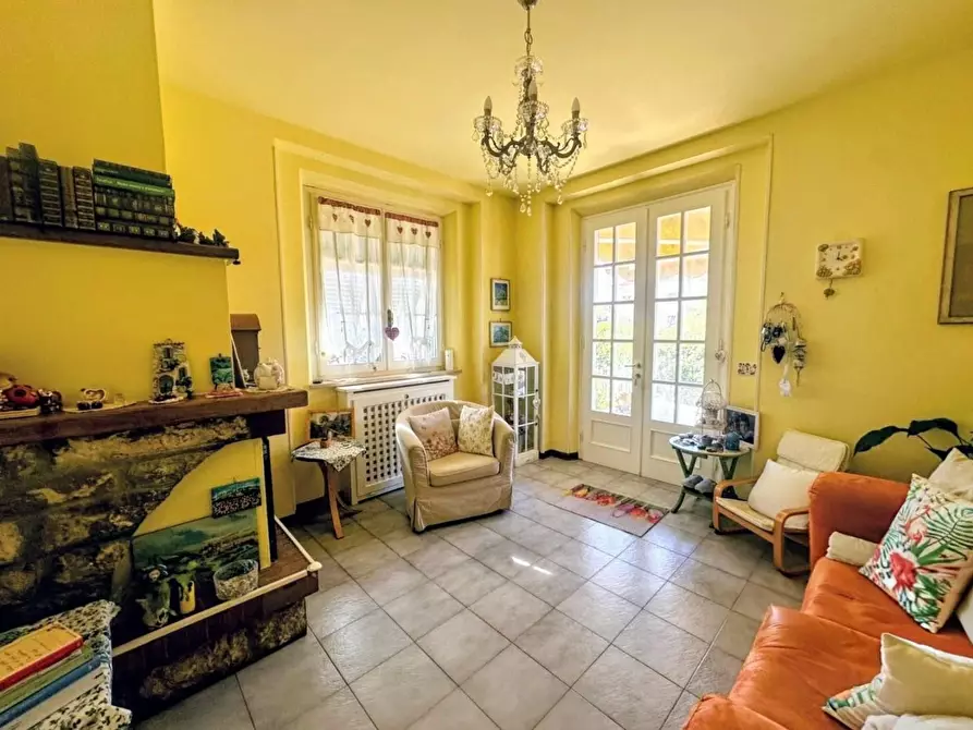 Immagine 1 di Appartamento in vendita  a Barga