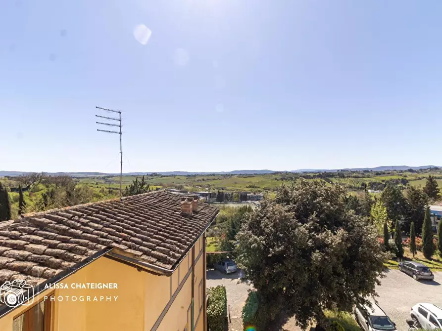 Immagine 18 di Appartamento in vendita  a Siena