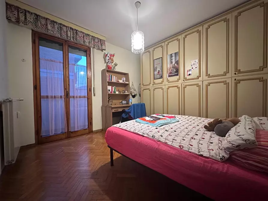 Immagine 11 di Appartamento in vendita  a Pisa