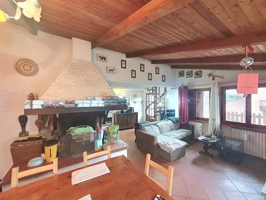 Immagine 10 di Villa in vendita  a Villa Basilica