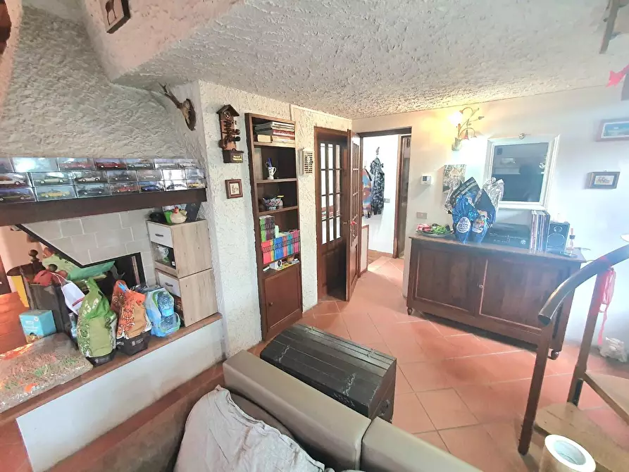 Immagine 24 di Villa in vendita  a Villa Basilica