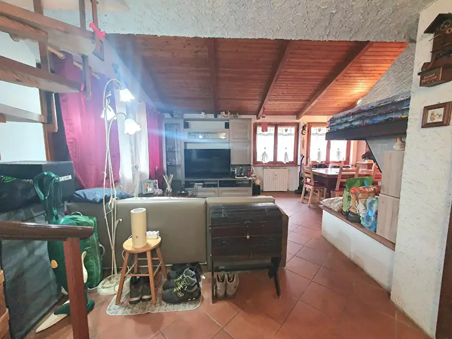 Immagine 18 di Villa in vendita  a Villa Basilica