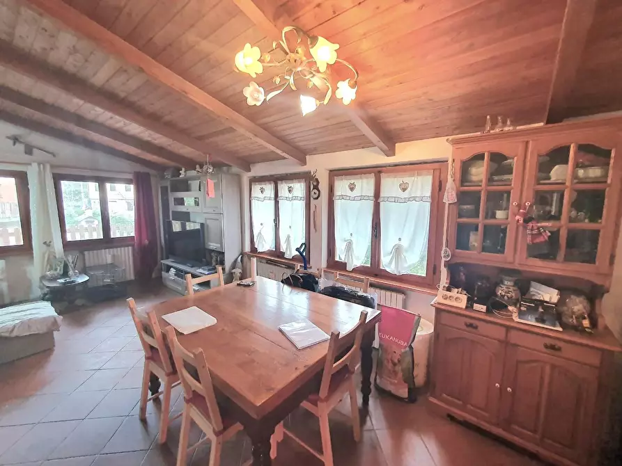 Immagine 12 di Villa in vendita  a Villa Basilica