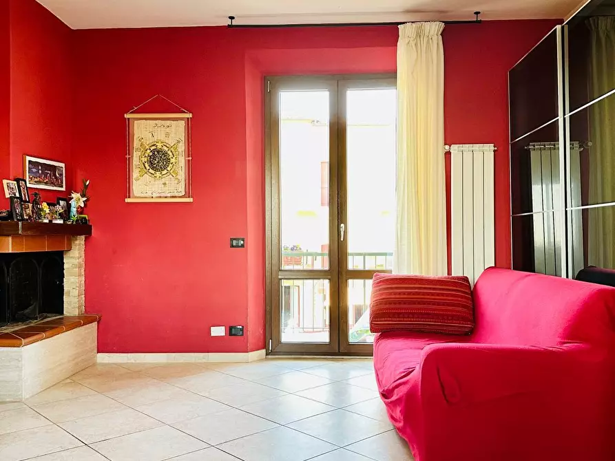 Immagine 8 di Appartamento in vendita  a Siena