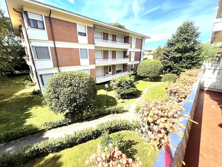 Immagine 8 di Appartamento in vendita  a Massa