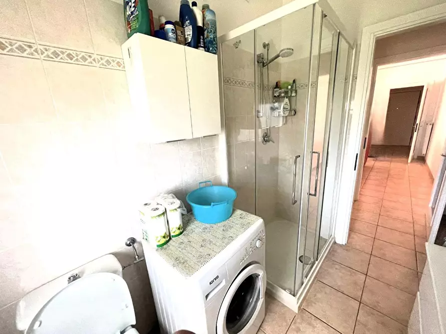 Immagine 32 di Appartamento in vendita  a Massa