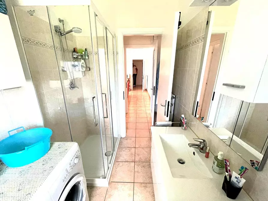 Immagine 25 di Appartamento in vendita  a Massa