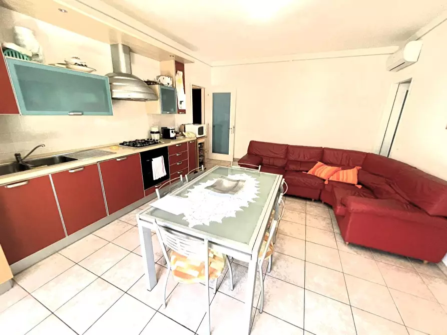 Immagine 24 di Appartamento in vendita  a Massa