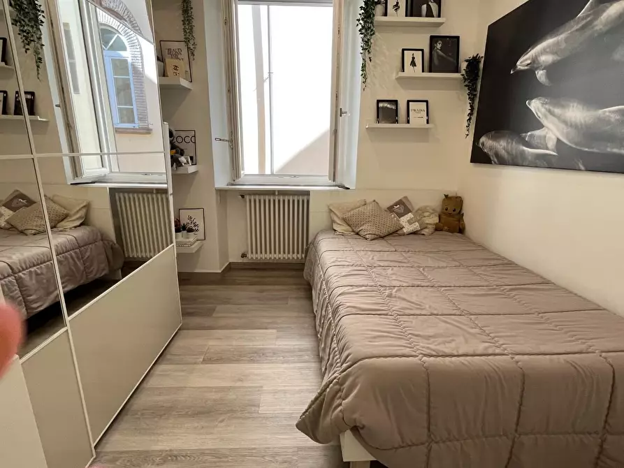 Immagine 16 di Appartamento in vendita  a Lucca