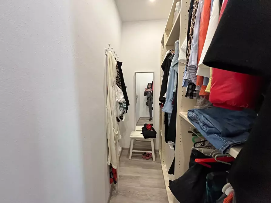 Immagine 26 di Appartamento in vendita  a Lucca