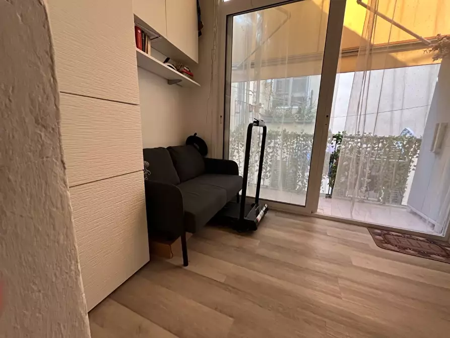 Immagine 15 di Appartamento in vendita  a Lucca